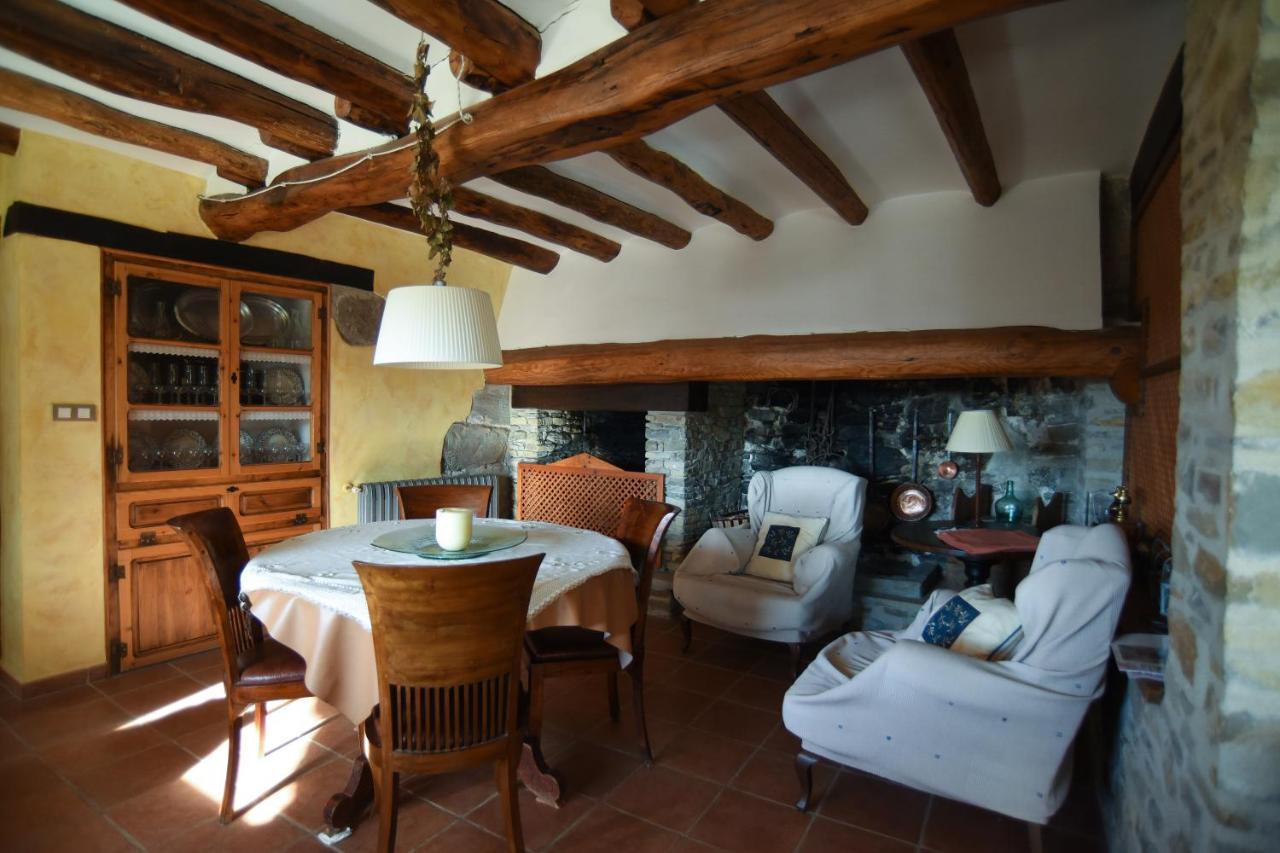Turisme Rural Mas Isoles Guest House Ripoll Ngoại thất bức ảnh